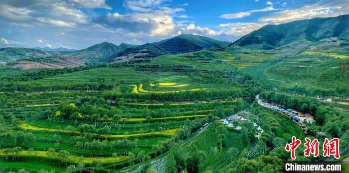 青藏高原小山村：从传统开山治水到生态清洁小流域治理