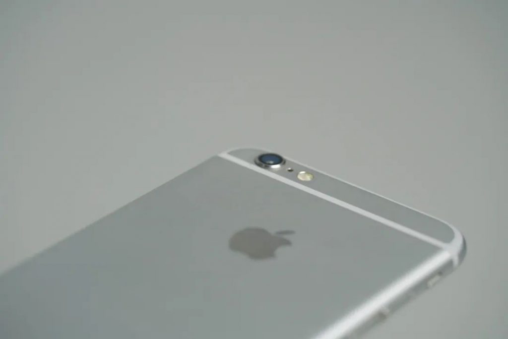 十年前的安卓已入土，iPhone 5却还能当主力机？离谱！